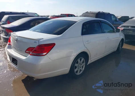 2005 Toyota Avalon Xl from USA, damaged, VIN 4T1BK36BX5U032317